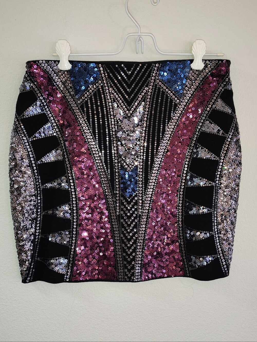 ADORABLE SEQUIN MINI-SKIRT FROM EXPRESS ~ SIZE: SMALL